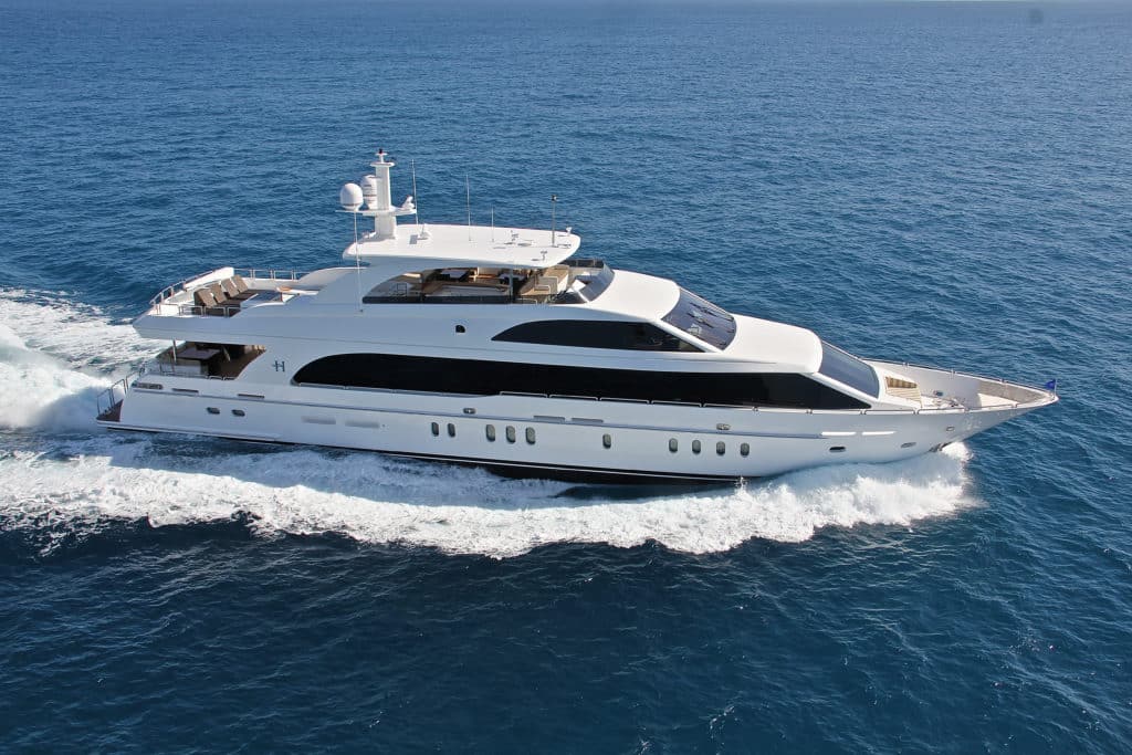 Gigi II, Charter yacht