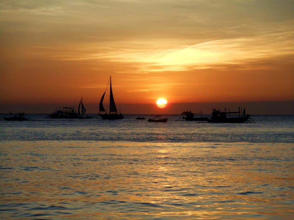 Sunset, Yachting