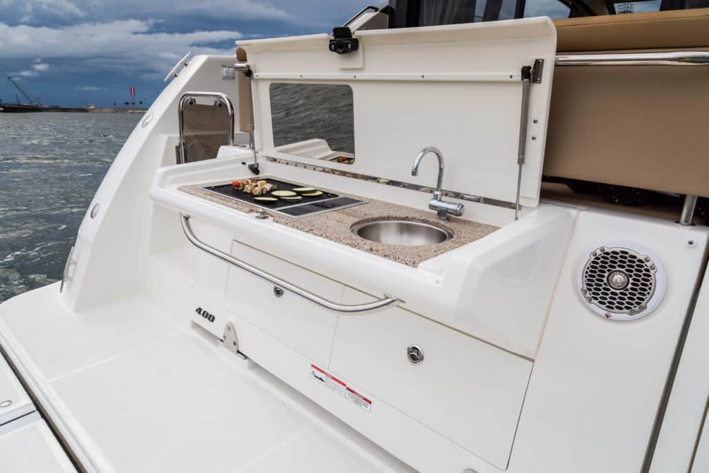 Sea Ray 400 Sundancer