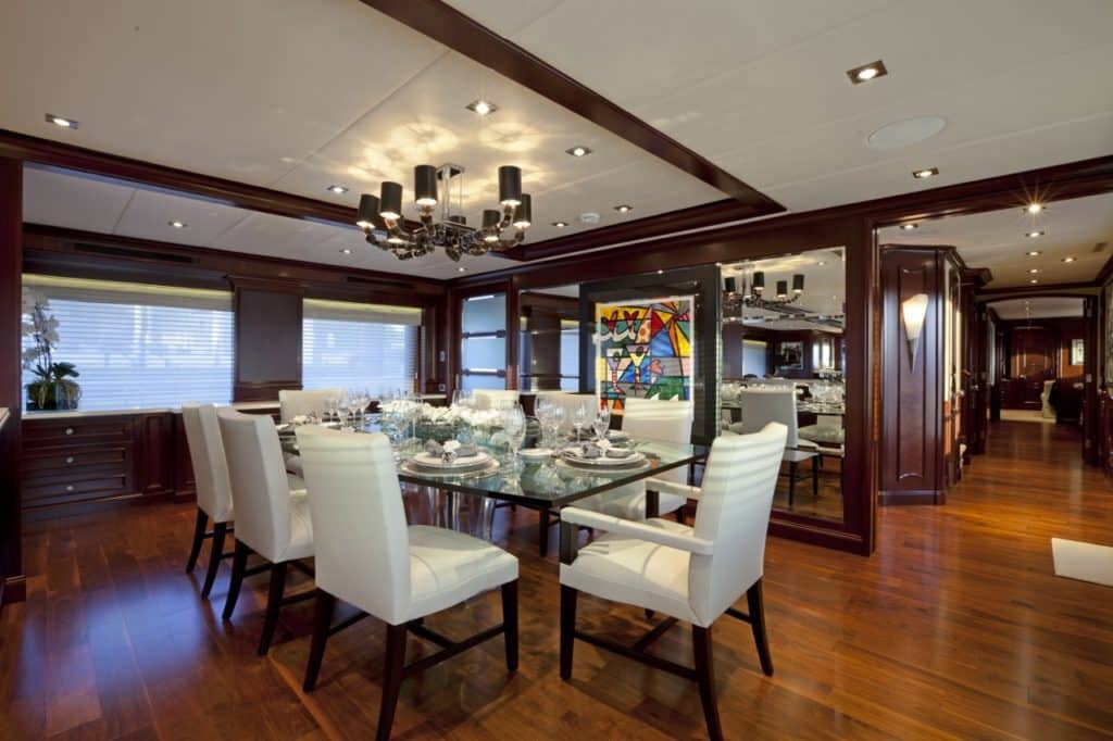 Cocktails, Yacht Charter