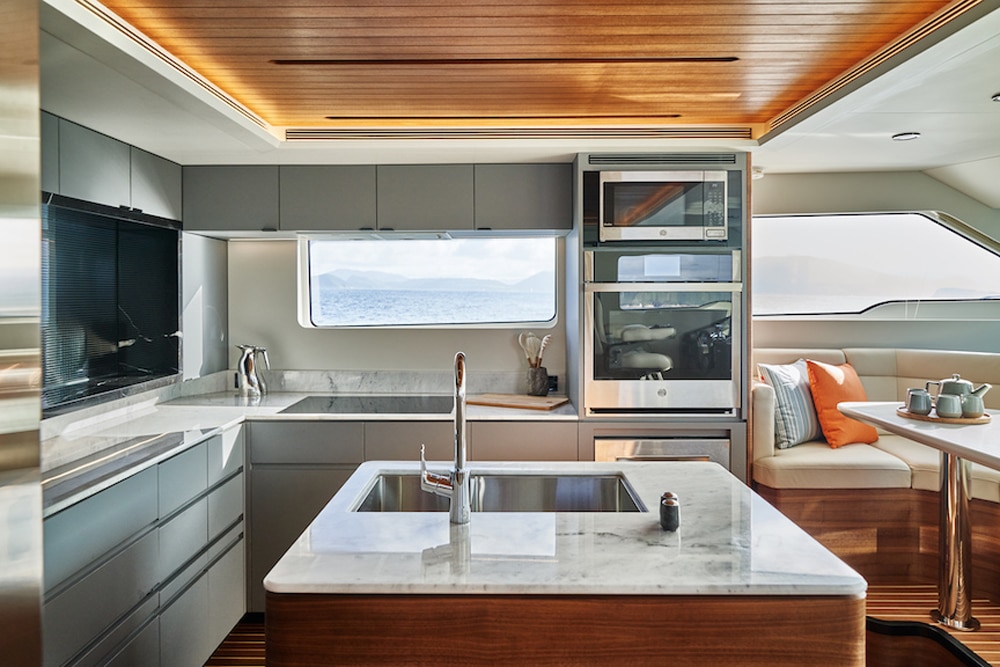 CL Yachts CLB88 galley