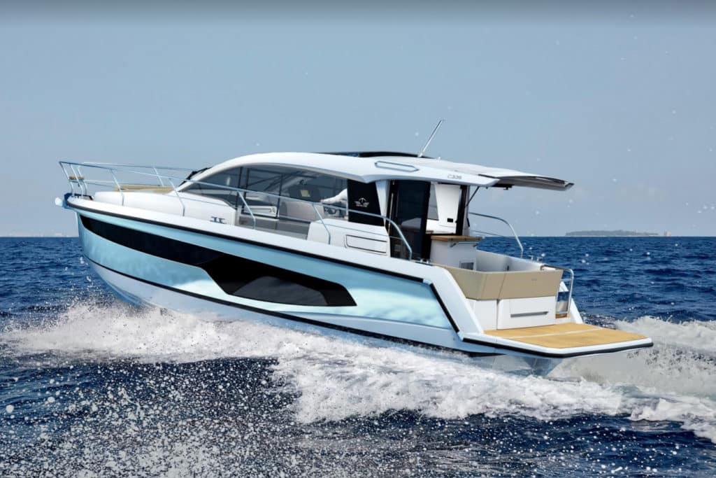 Sealine C335