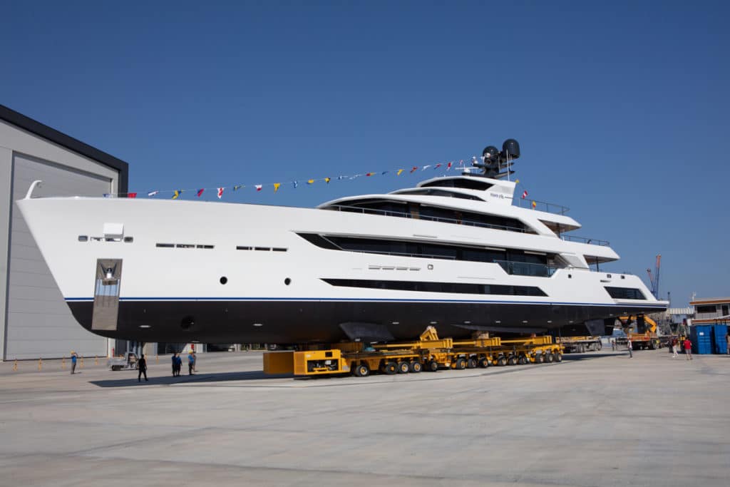 180-foot Alia Superyacht