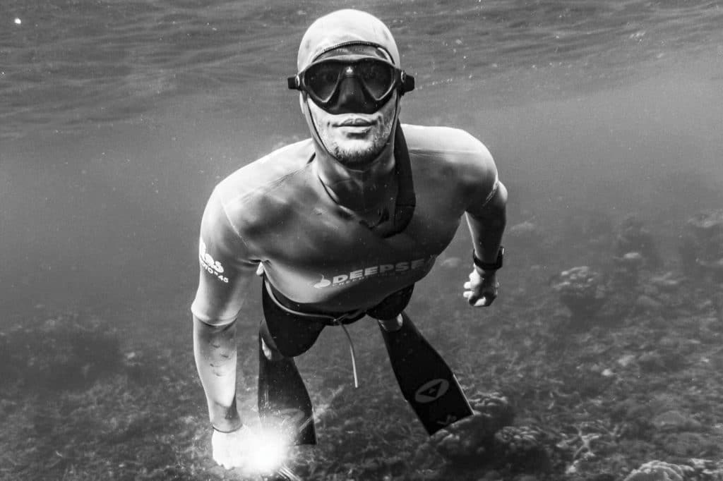 Carlos Coste freediving in Bonaire