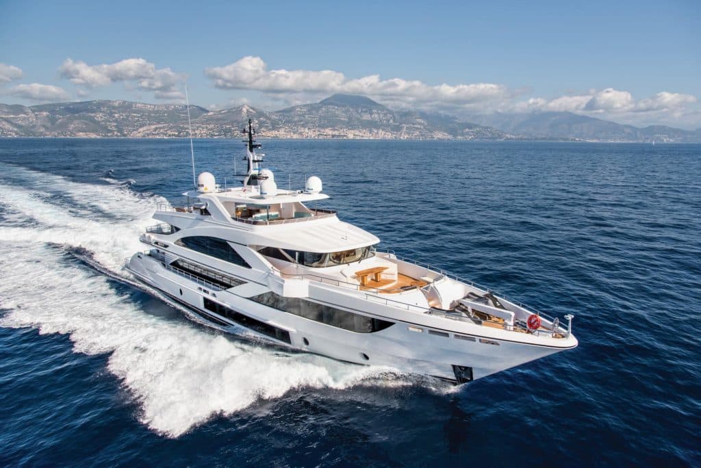 Majesty Yachts 140