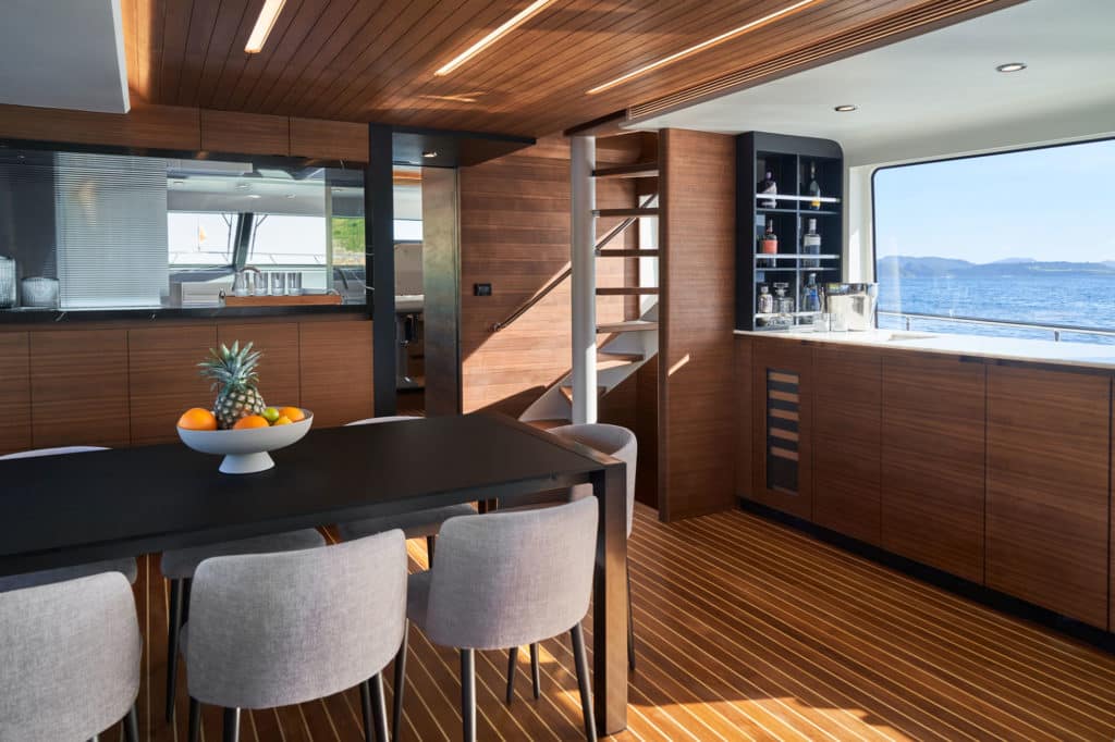 CL Yachts CLB88 Interior