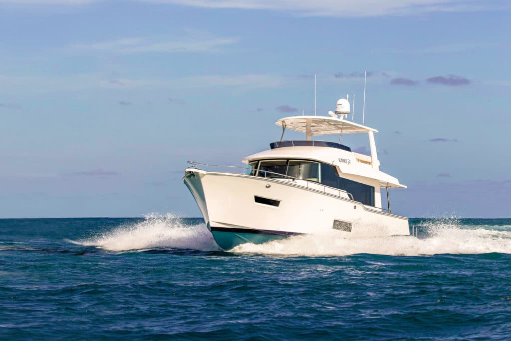 Summit 54 motoryacht