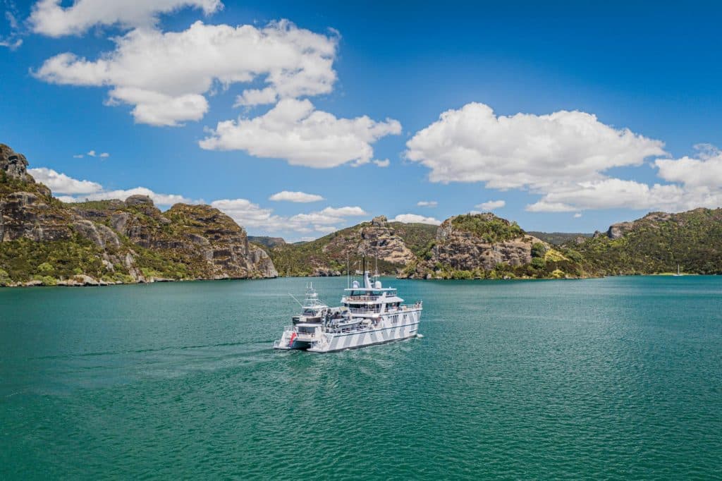 128-foot expedition yacht "The Beast"