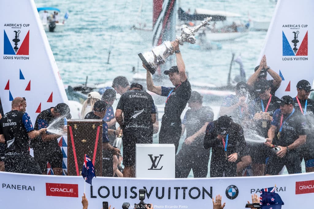 America's Cup, Emirates Team New Zealand, AC35