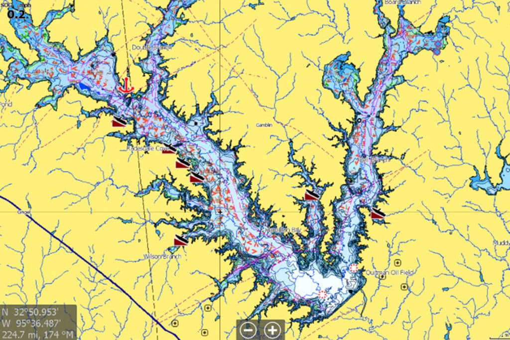 Lowrance HDS Live displays