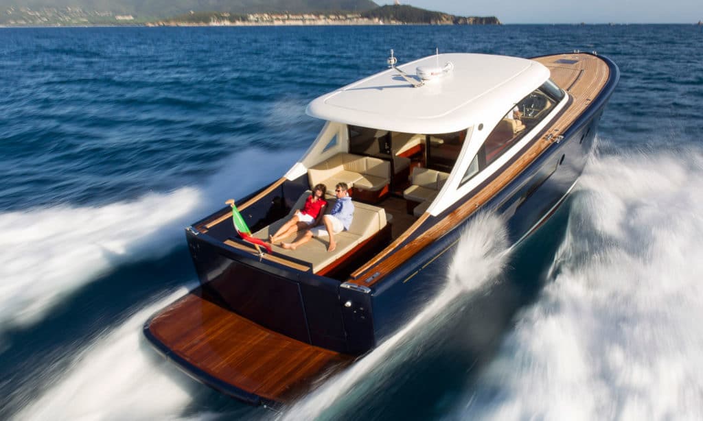 velsheda yacht interior