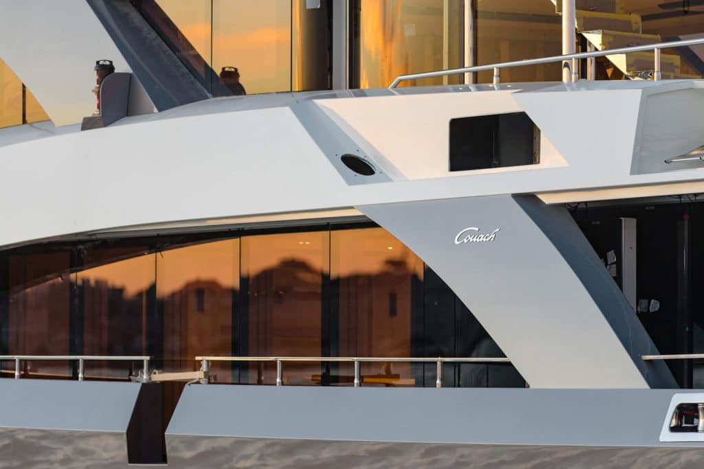 Couach Yachts, 4400 Fast Fly