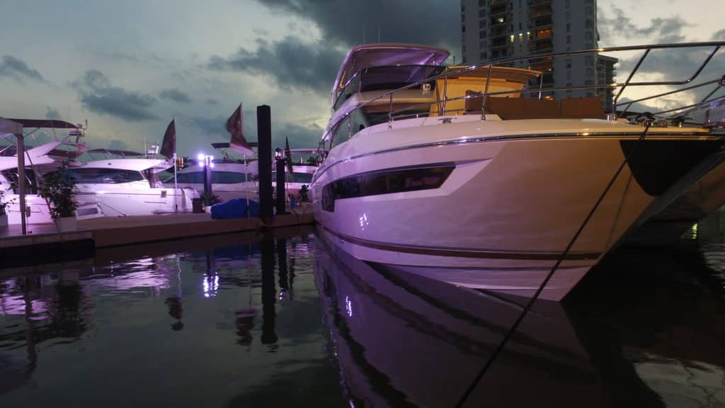 Yachts Miami Beach