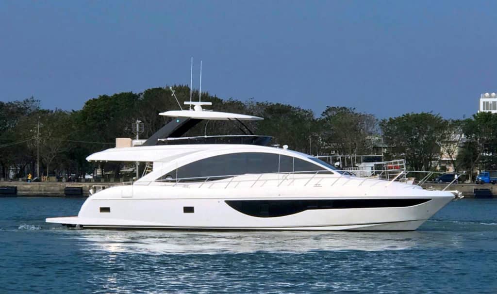 Dyna 63 Flybridge