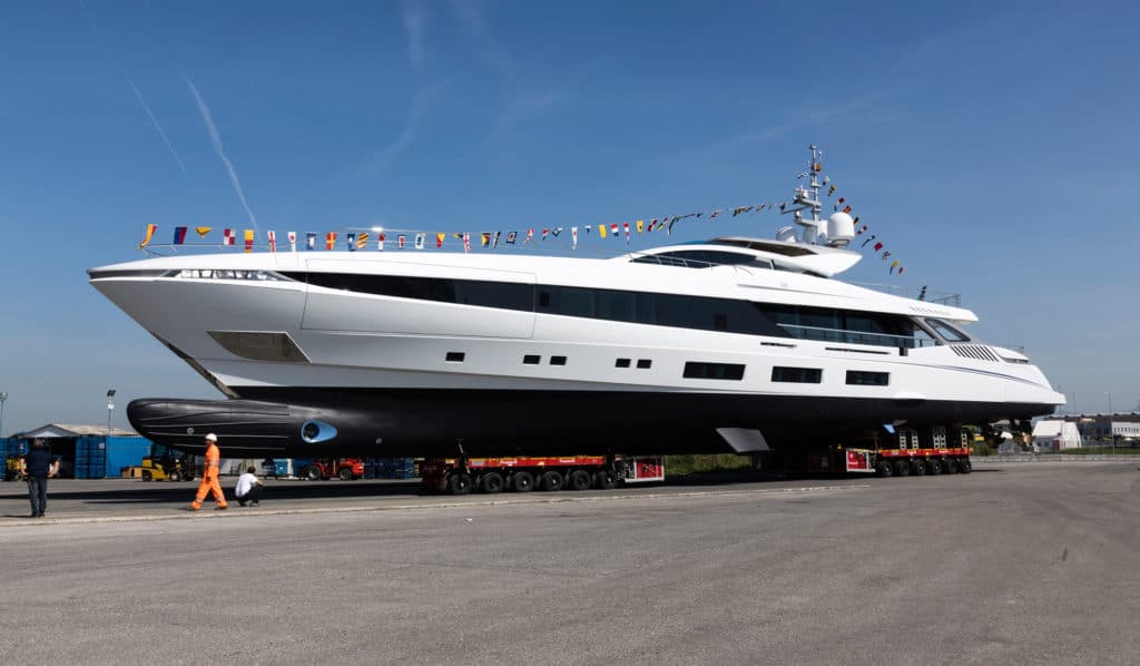 El Leon Mangusta Yachts