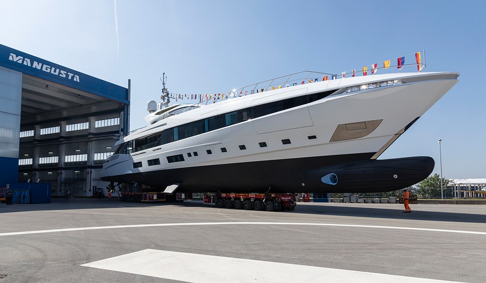 El Leon Mangusta Yachts