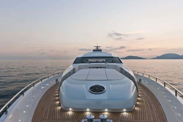 pershing yachts 92