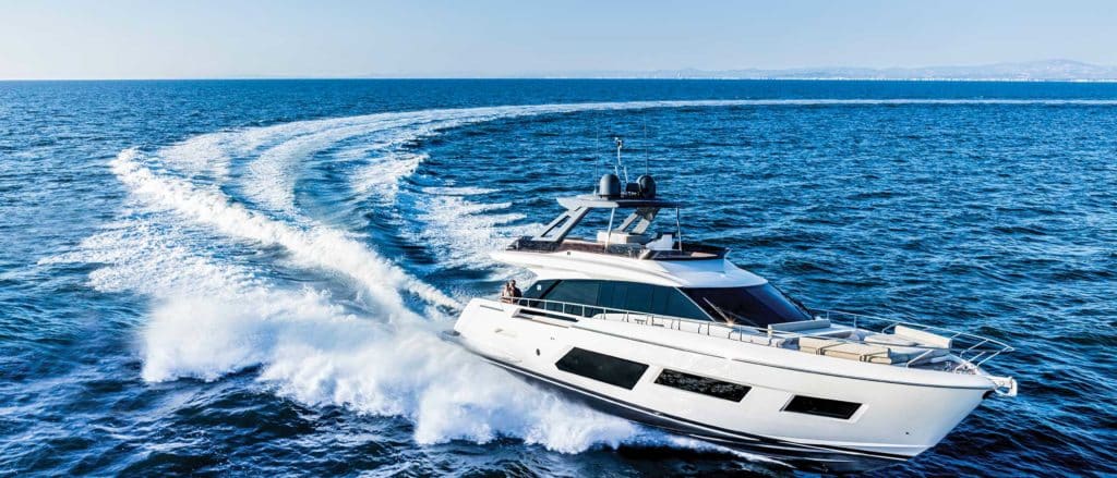 Ferretti Yachts 670