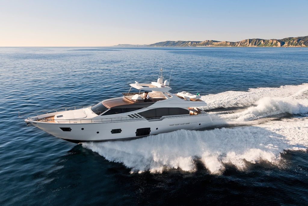 ferretti yachts 870