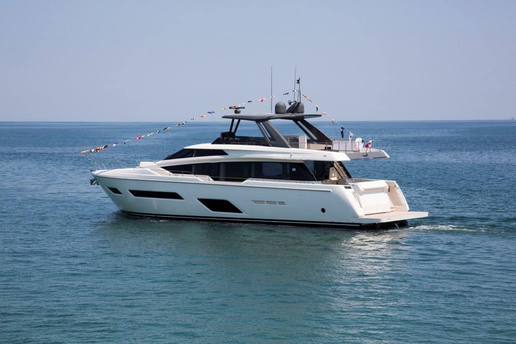 Ferretti Yachts 780