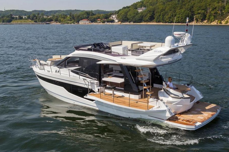 Galeon 500 Fly