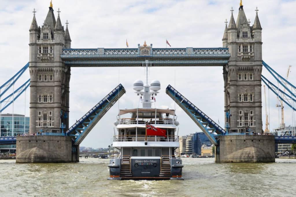 Gene Machine, Amels 180, 9000-nautical-mile cruise