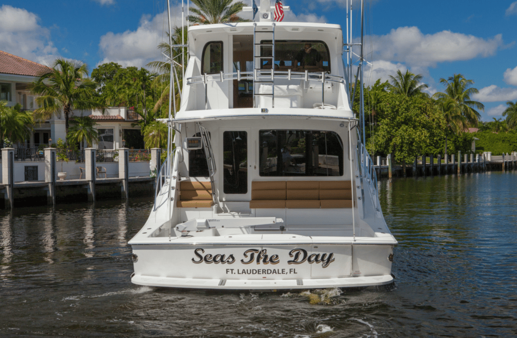 Hatteras 77 yacht Seas the Day