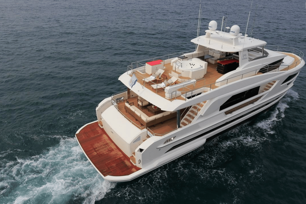 Horizon Yachts, Horizon FD85, Cor D. Rover