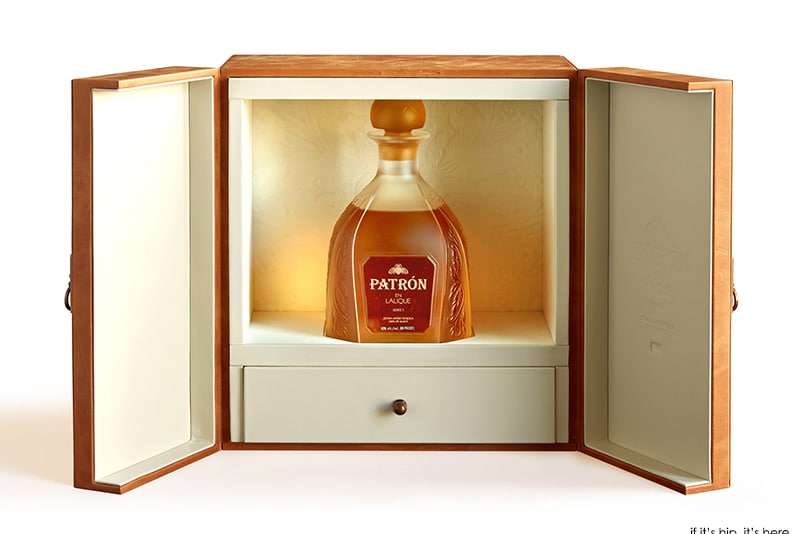 Patrón en Lalique: Serie 1