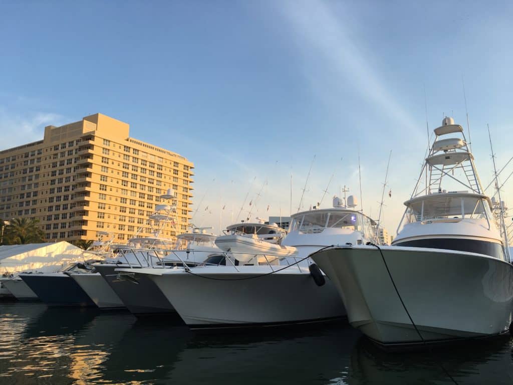 Yachts Miami Beach