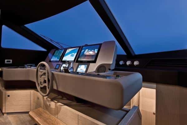 ferretti yachts 720