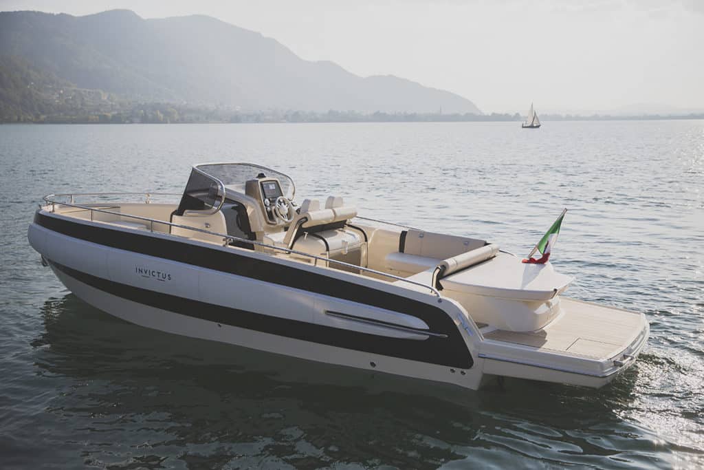 Invictus 280TT