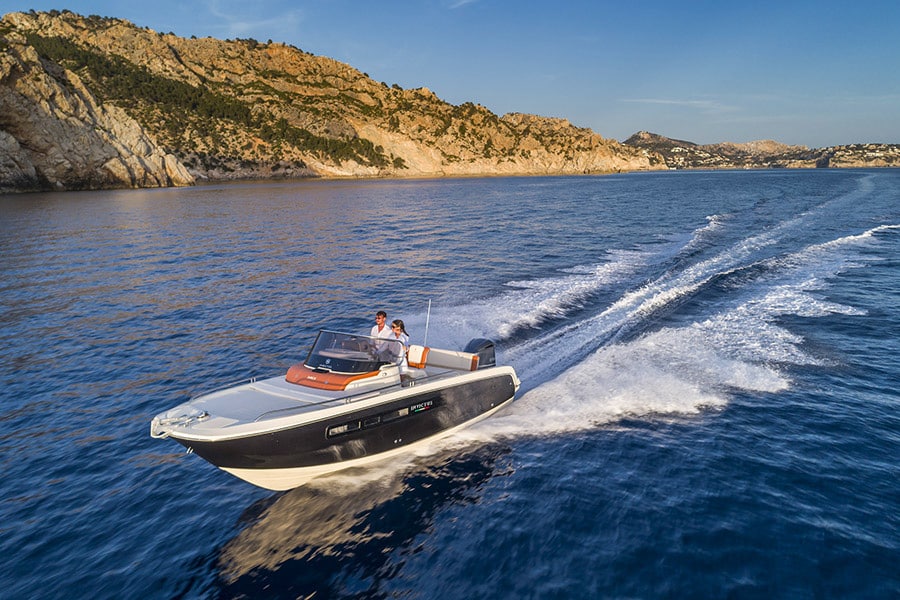 Invictus 240CX