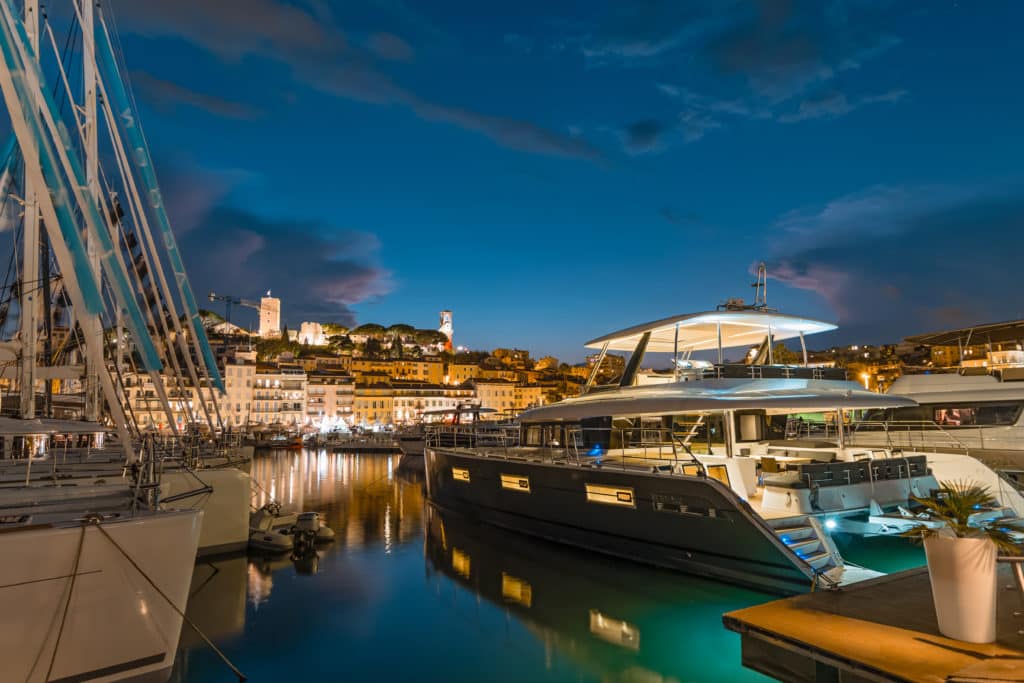 Lagoon 630 motoryacht