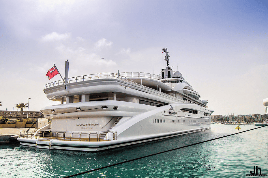 Maryah 125m (410 feet)