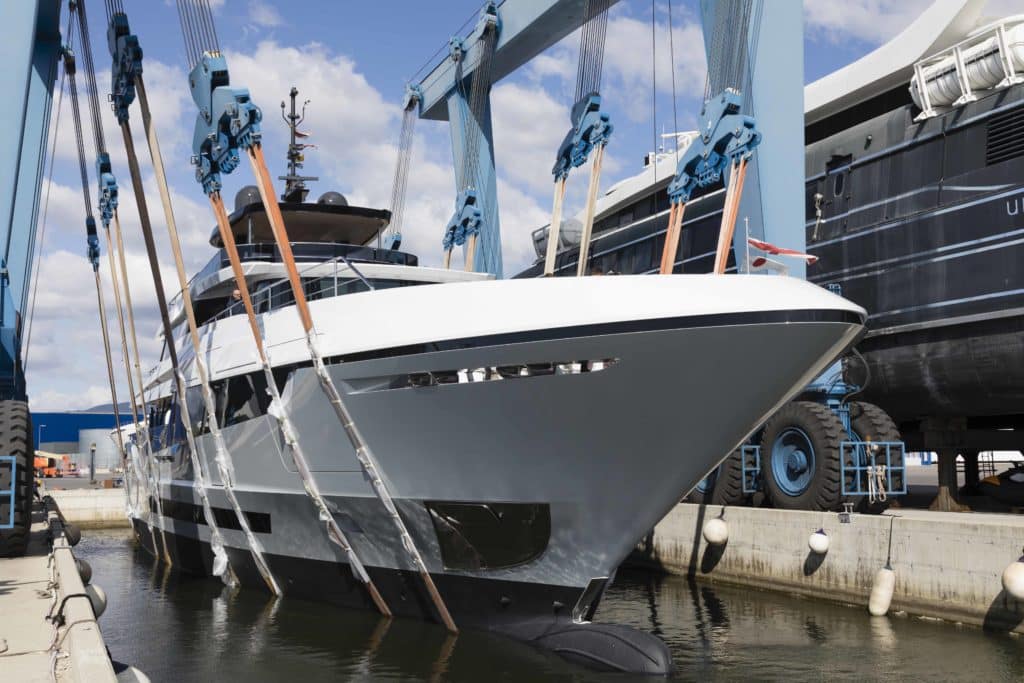 Oceano 42, Mangusta Yachts