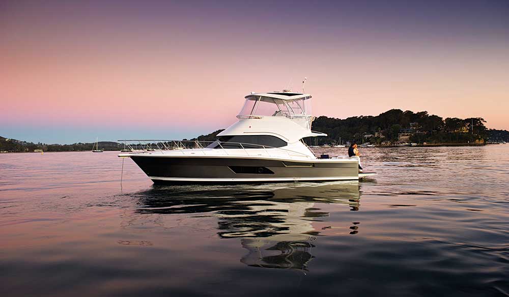 Riviera 43 Open Flybridge