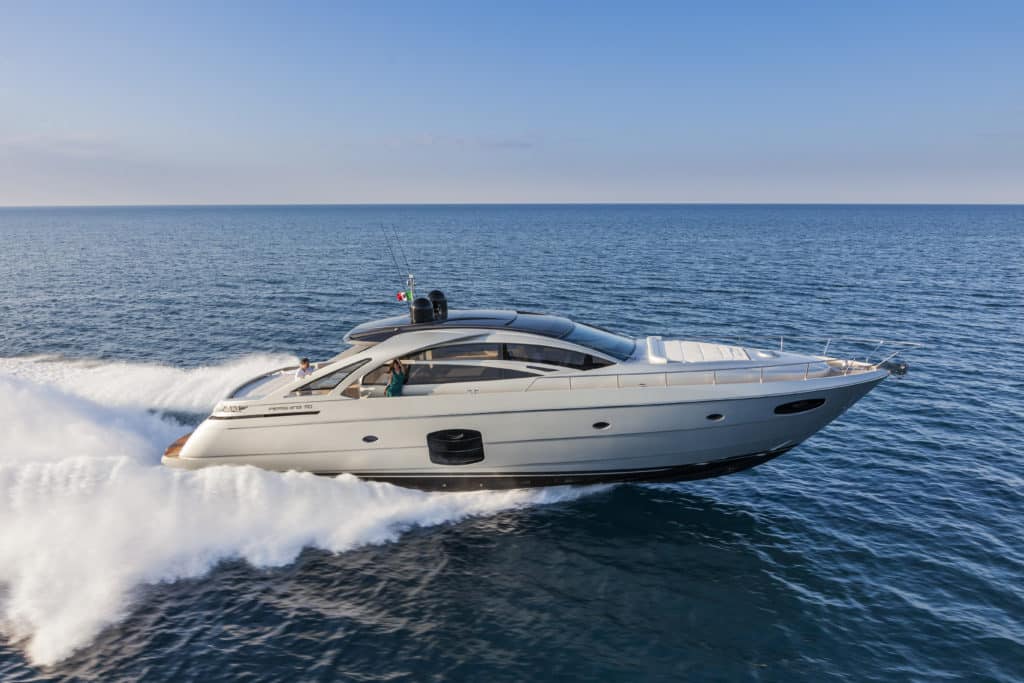 Pershing 70 Yacht