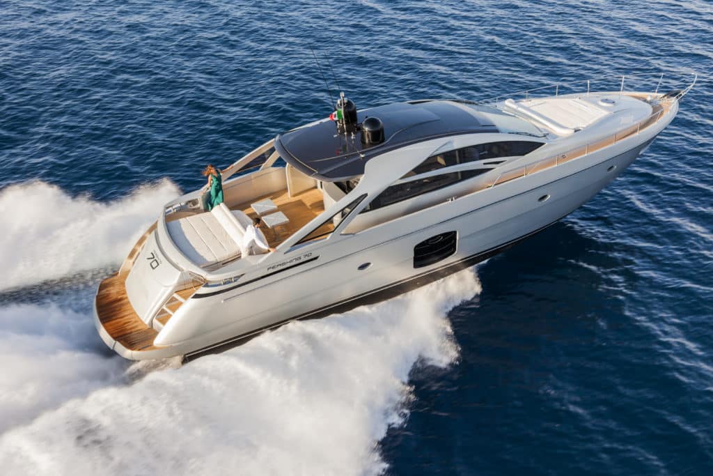 Pershing 70 Yacht