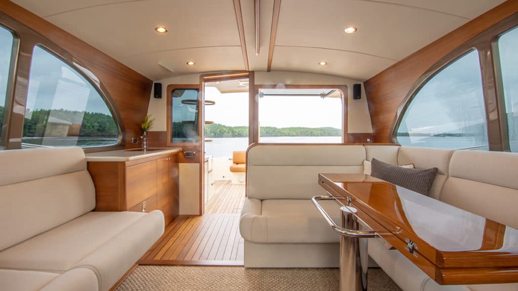 Palm Beach 50 Flybridge