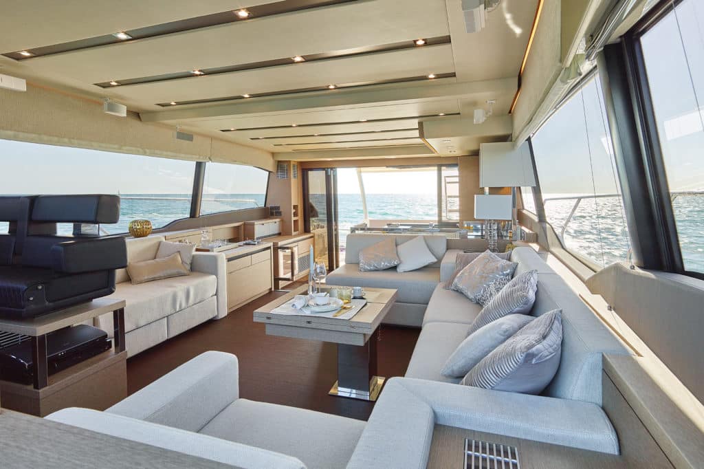 Prestige Yachts, Prestige 630