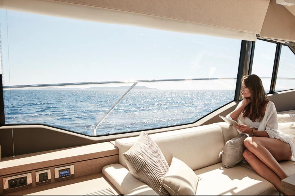 Prestige Yachts, Prestige 630