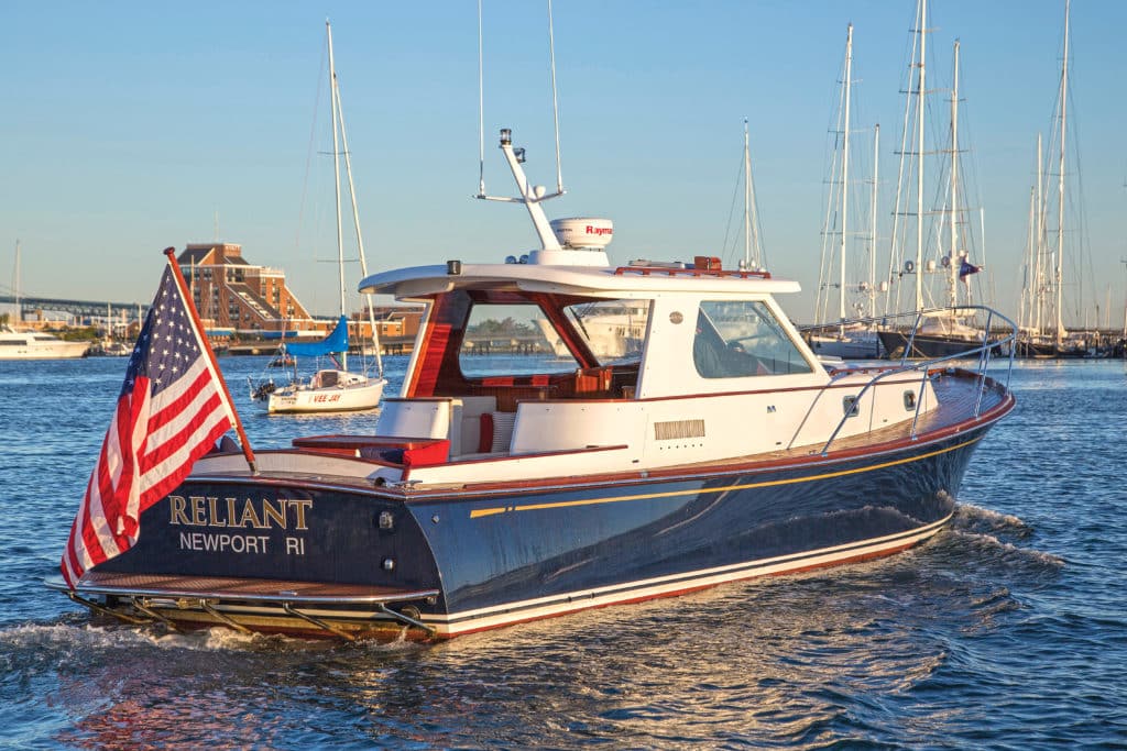 Reliant Yachts, Commuter 40, Express and Flybridge Cruisers