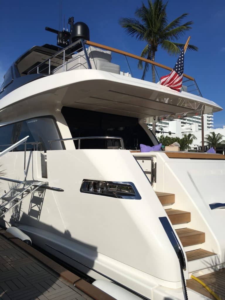 Yachts Miami Beach