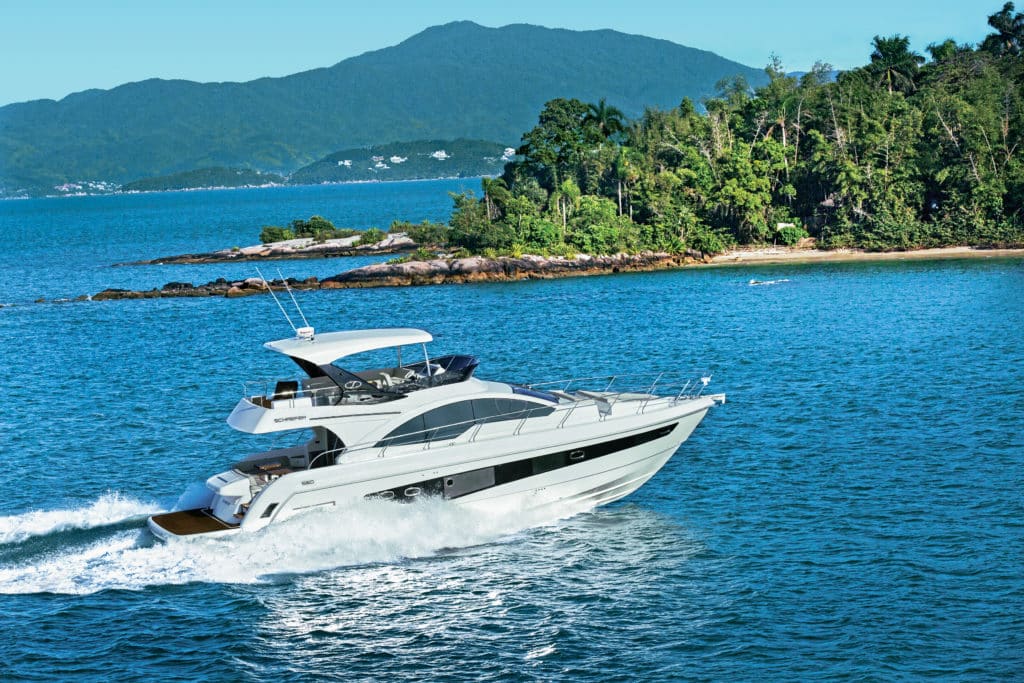 Schaefer 560, Schaefer Yachts