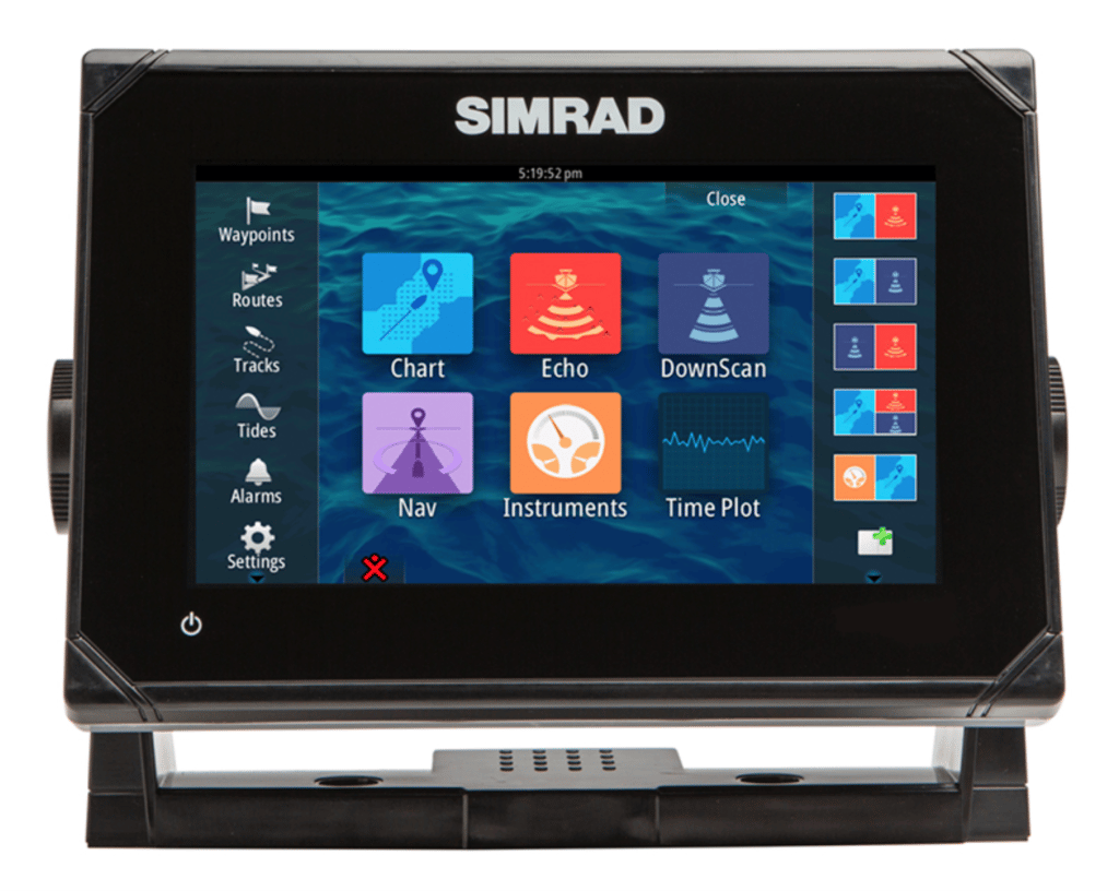 Simrad GO7 chart plotter