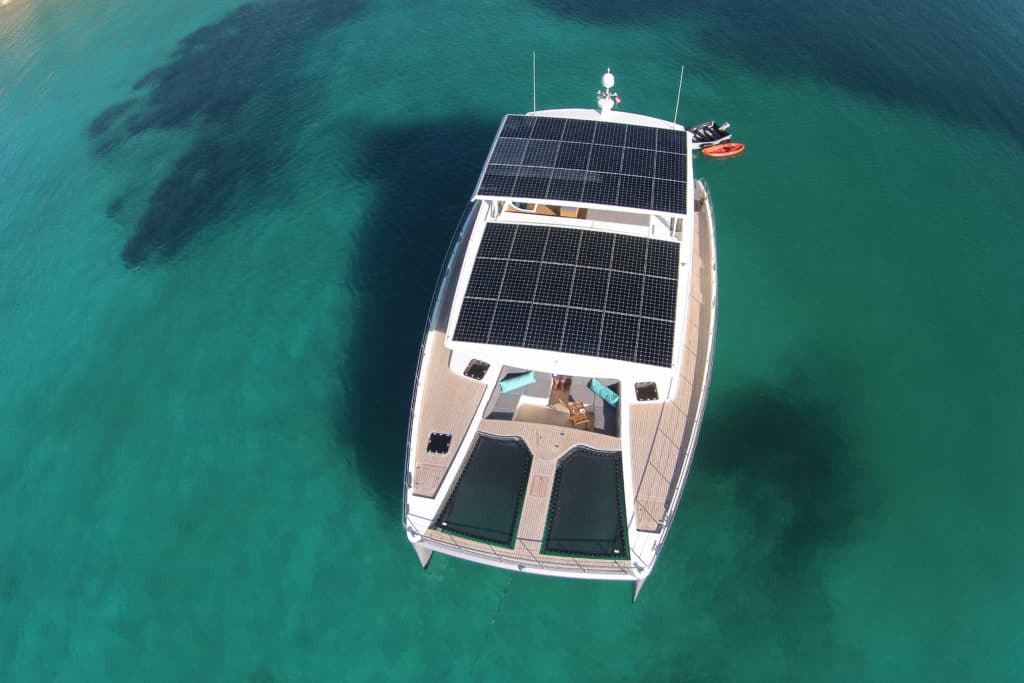 Solarwave Yachts, Solarwave 64