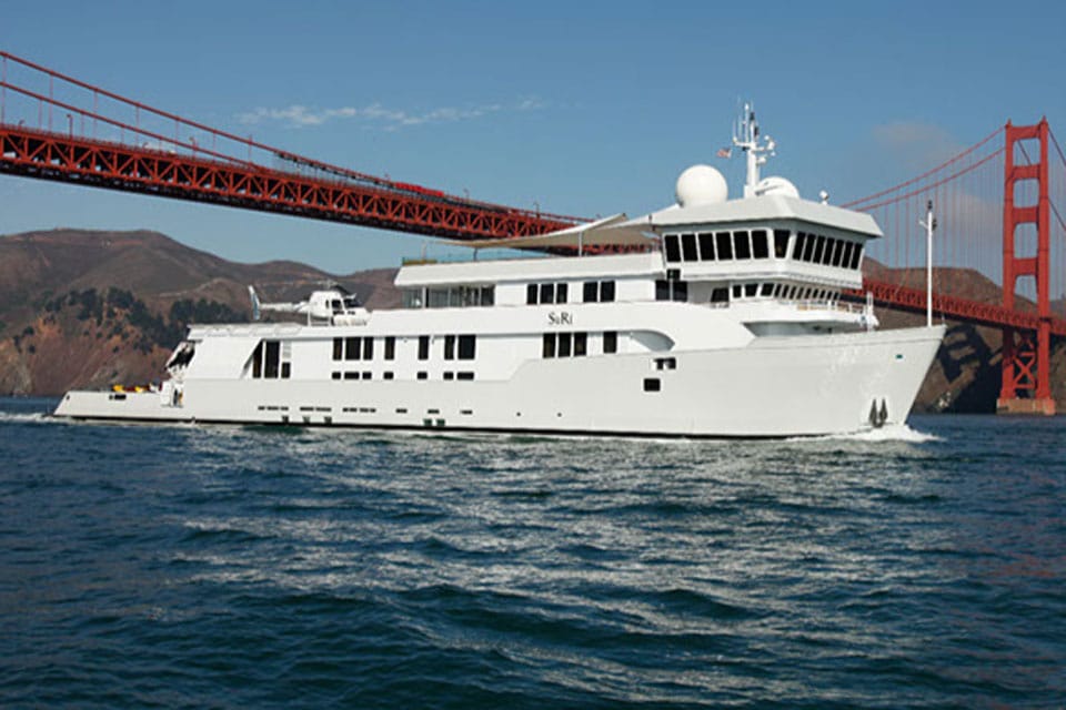 motor yacht suri owner