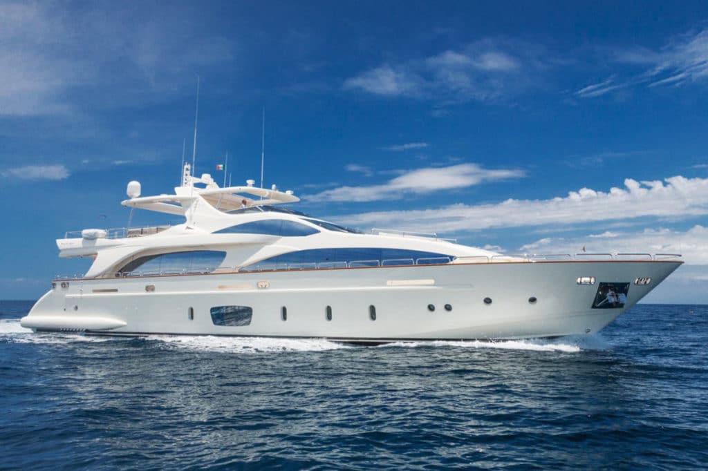 Azimut yacht