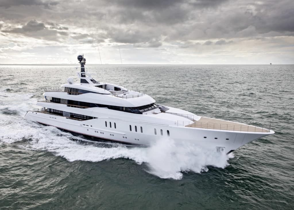 Feadship, Superyacht